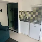 Le Brusc 100 Metres Du Cros Au Calme Apartmán *